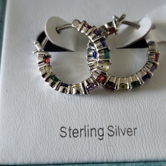 Sterling Silver hoop earrings - Picture 1 of 5